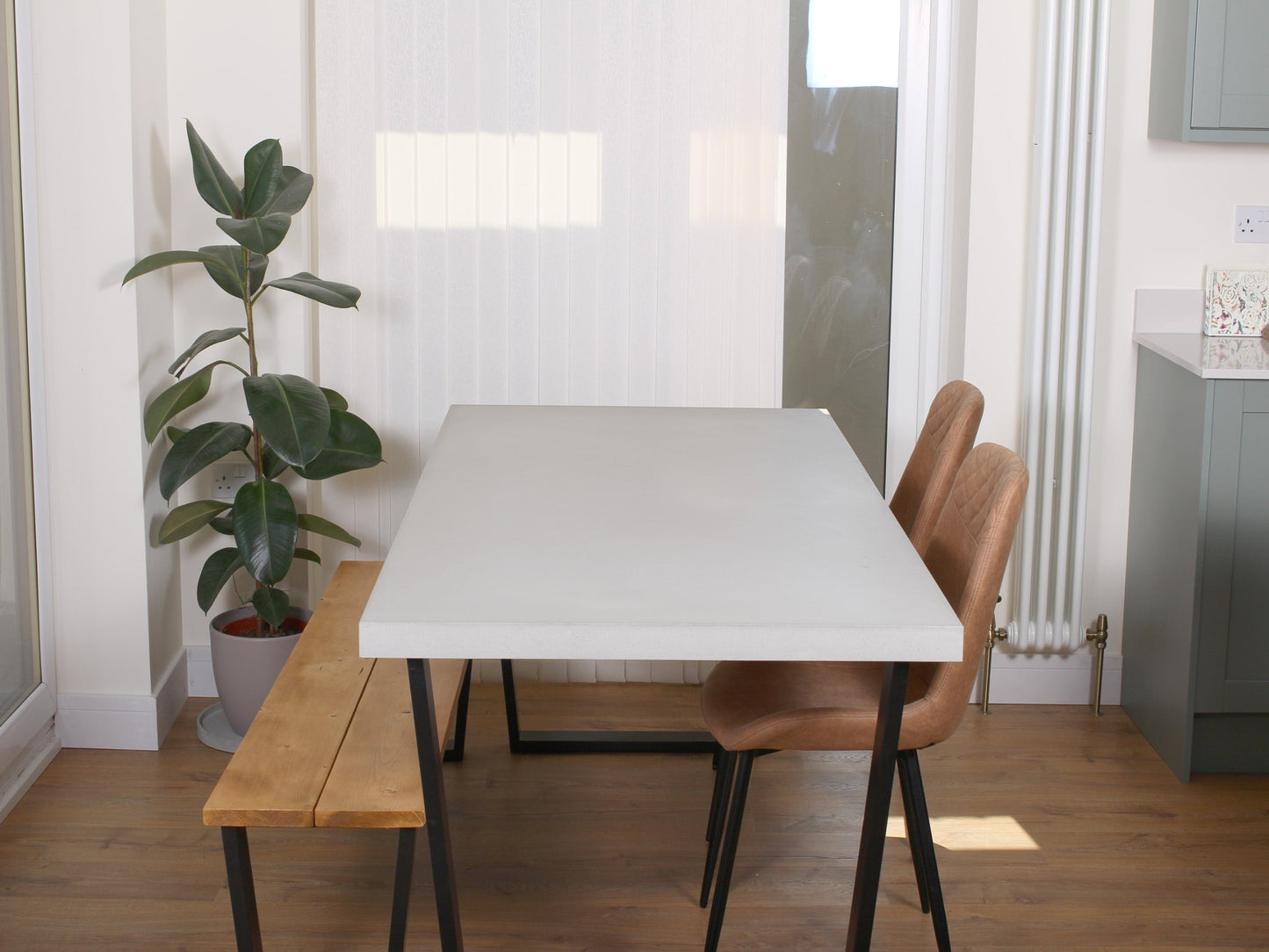 Concrete Ding Table