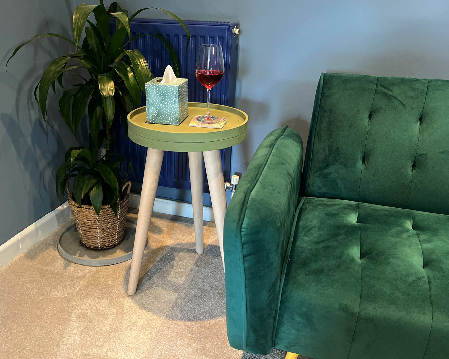 Concrete Tray Side Table  | Round